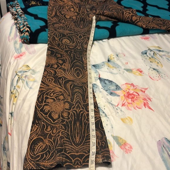 Ranch Dress’n Girls Jeans - Size 16 - Brown tooled - Picture 9 of 9